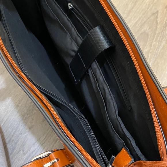 Gorgeous bag - Picture 5 of 11